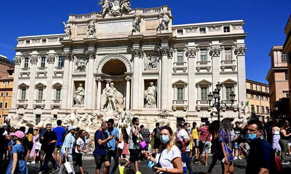 Ιταλία: 251 θάνατοι και πάνω από 12.694 κρούσματα στην γειτονική χώρα